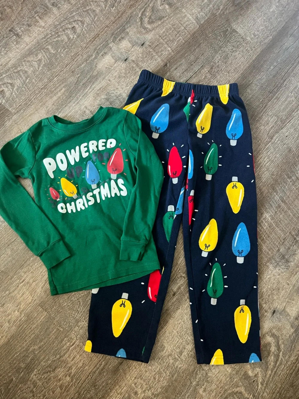 Carter's Christmas Pajamas Set of 3- Size‎ 8